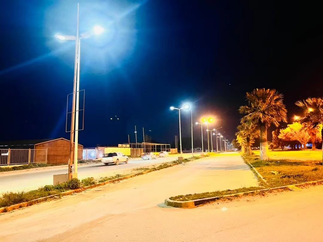 一體化太陽能路燈.jpg